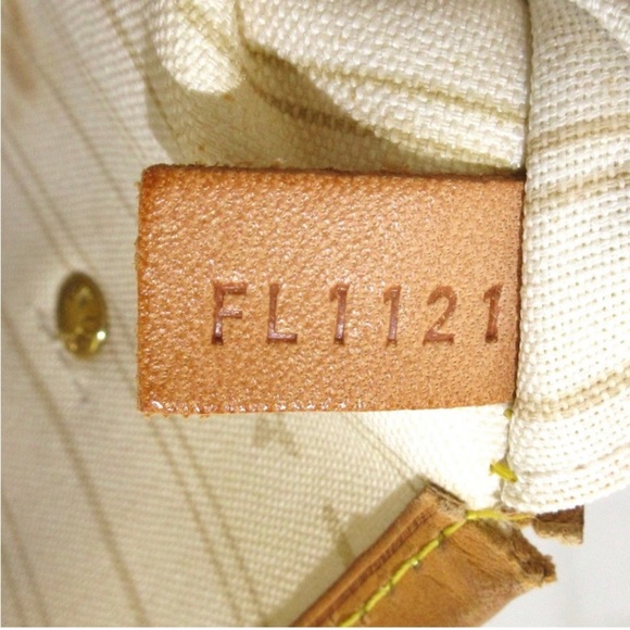 Luis Vuitton Damier Azur Neverfull GM tote - Picture 12 of 12